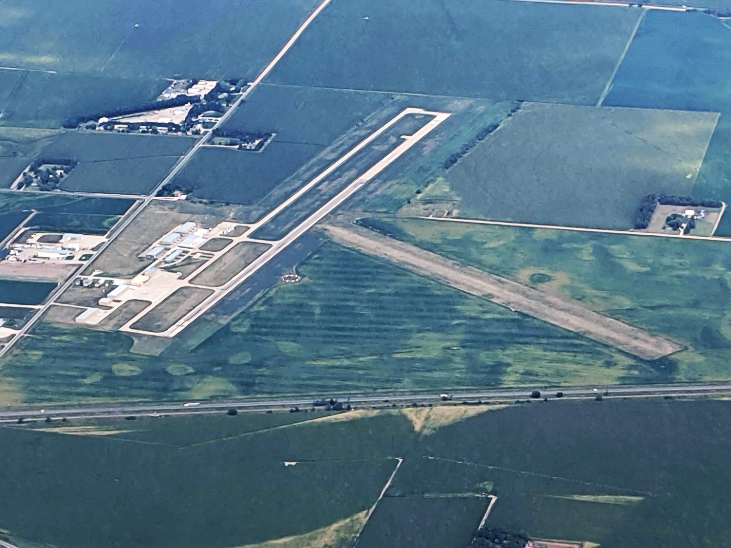 Holdrege Airport